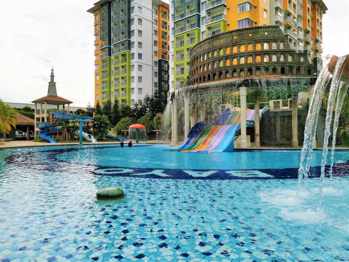 B - Lagoon Water Themepark Suite Melaka Town エクステリア 写真