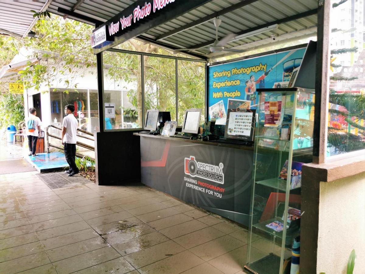 B - Lagoon Water Themepark Suite Melaka Town エクステリア 写真