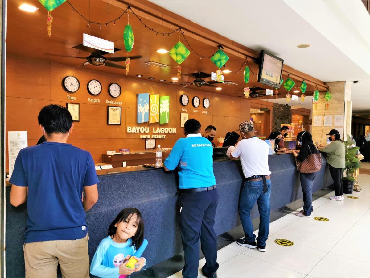 B - Lagoon Water Themepark Suite Melaka Town エクステリア 写真