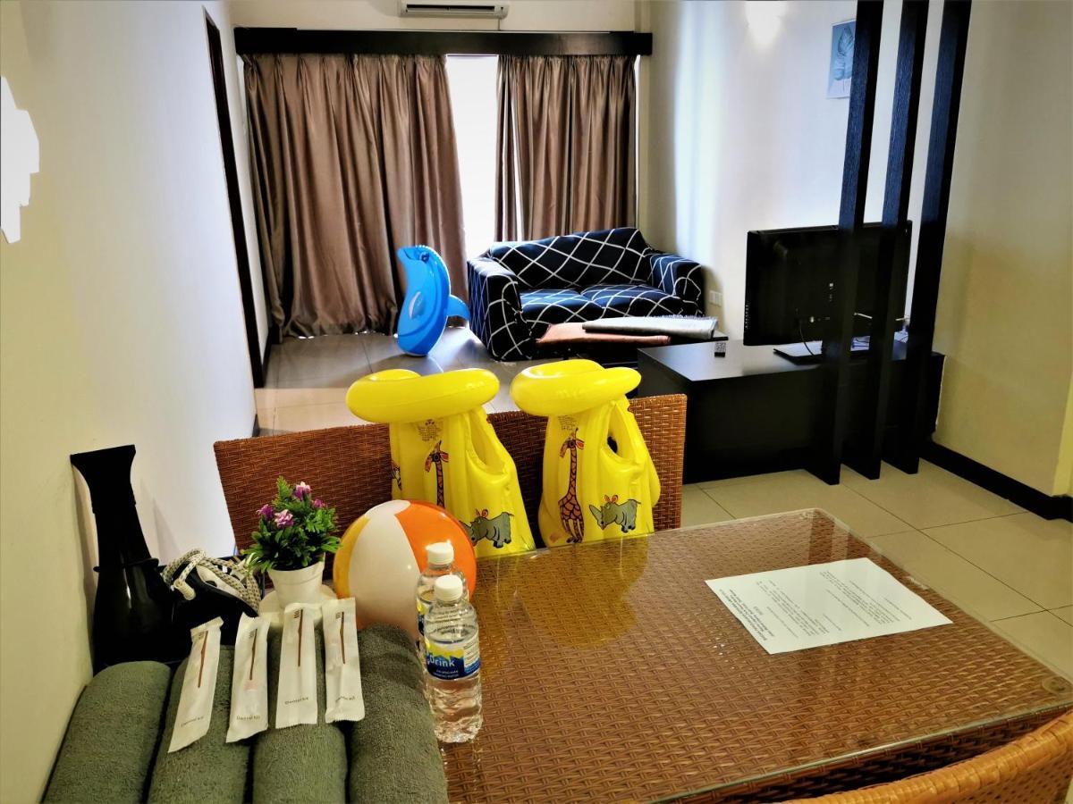 B - Lagoon Water Themepark Suite Melaka Town エクステリア 写真