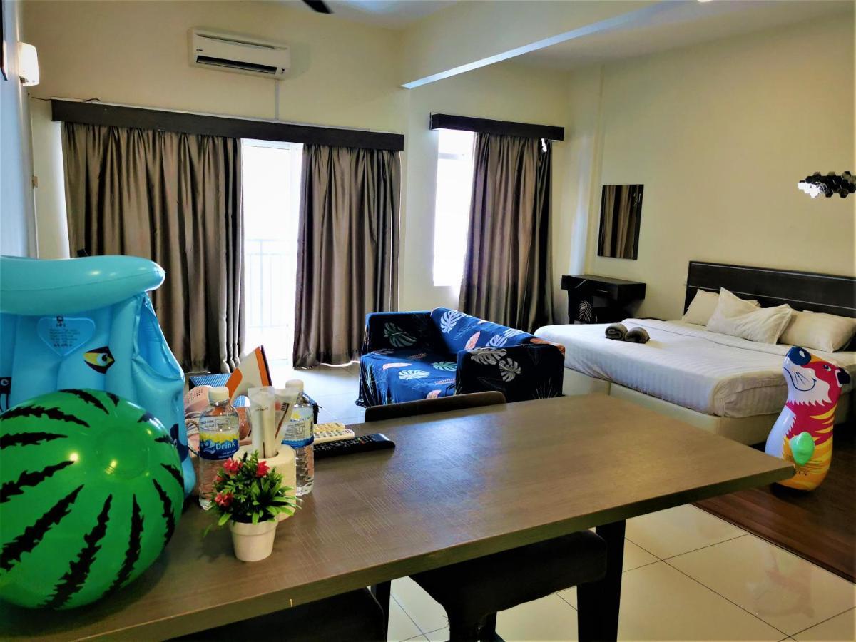 B - Lagoon Water Themepark Suite Melaka Town エクステリア 写真